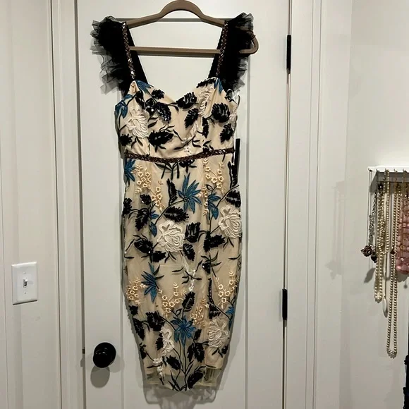 Lulus Show Stopper Cream Embroidered Sequin Bodycon Midi Dress Lulus Show Stopper Cream Embroidered Sequin Bodycon Midi Dress